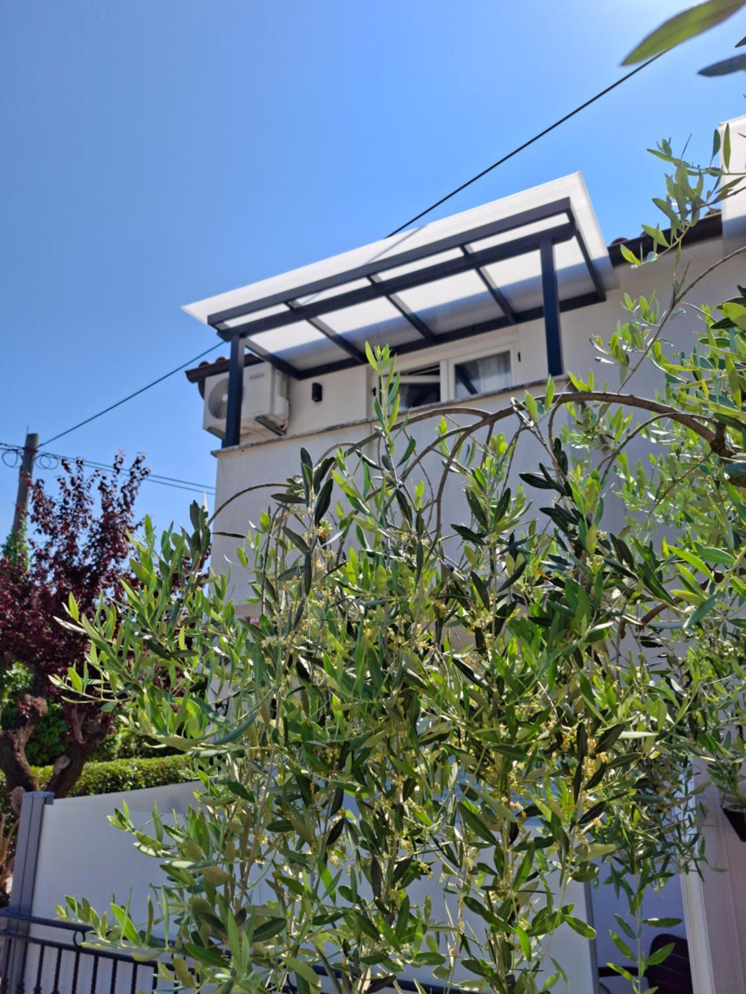 Martina Guest House 波雷奇 外观 照片